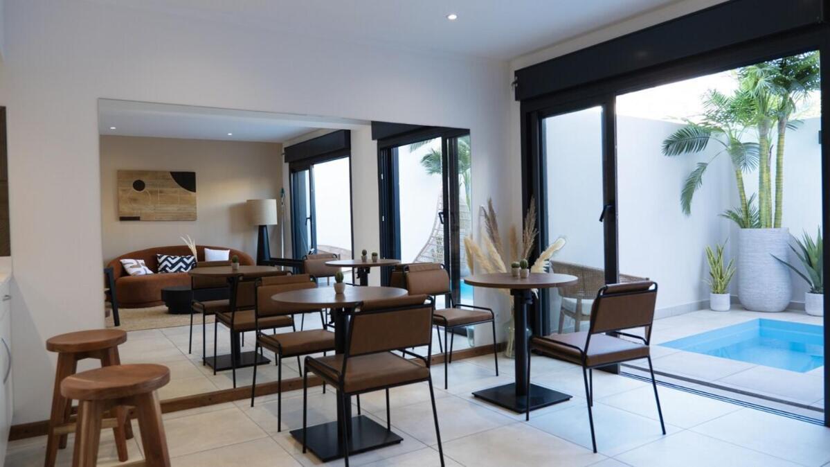 Maison Le Patio Jacuzzi Saint-Denis Bagian luar foto